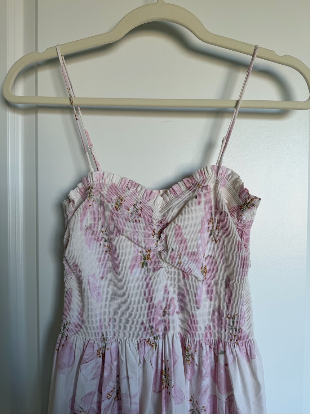 H&M Light Pink Floral Smocked Midi Dress - Picture 4 of 10